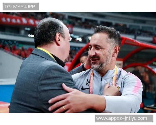 媒体人呼吁足协官员与佩雷拉对话探讨未来合作可能性 媒体人呼吁足协官员与佩雷拉对话探讨未来合作可能性