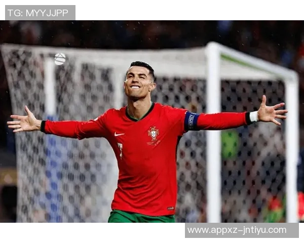 凯莱赫扑点神勇展现实力成功封堵C罗B费与姆巴佩的点球挑战 凯莱赫扑点神勇展现实力成功封堵C罗B费与姆巴佩的点球挑战