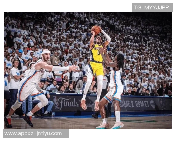 哈利伯顿怒怼裁判判罚不公劈叉投篮挑战遭拒引发热议