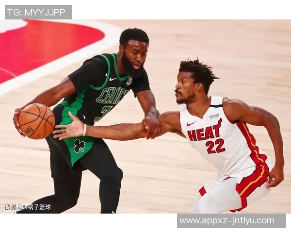 斯波分析最后一攻失误原因鲍威尔与阿德巴约的配合出现偏差 斯波分析最后一攻失误原因鲍威尔与阿德巴约的配合出现偏差