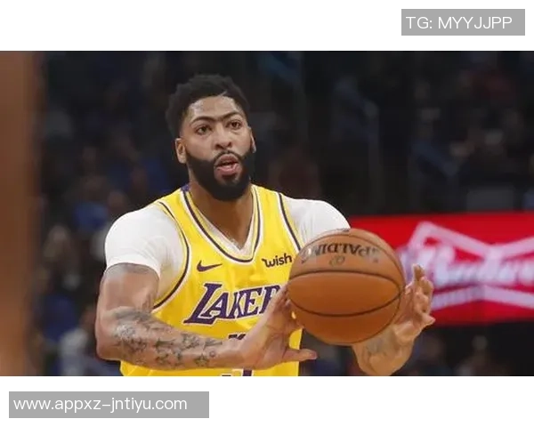 追梦格林赛后穿保护靴离开球馆伤势引发球迷担忧 追梦格林赛后穿保护靴离开球馆伤势引发球迷担忧